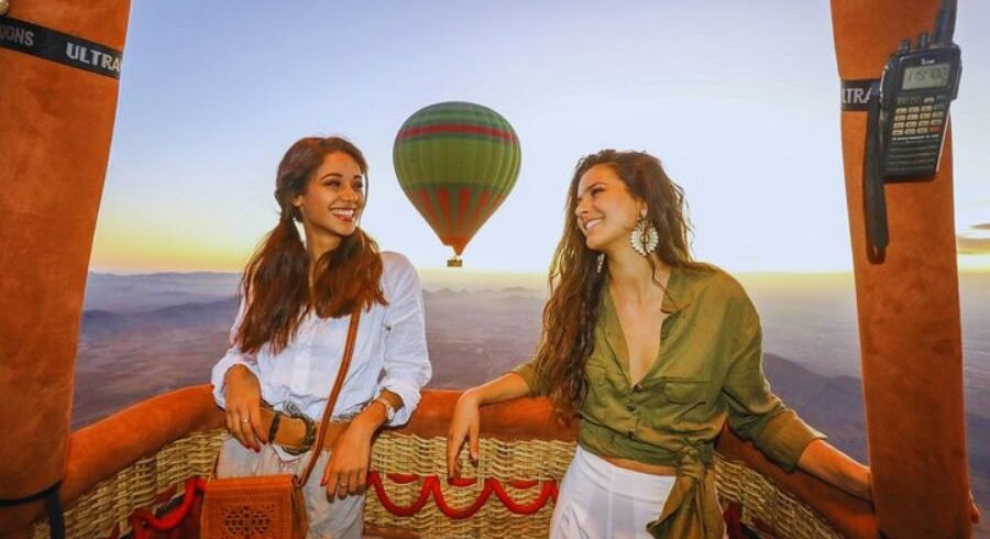 hot air balloon ride in Marrakech